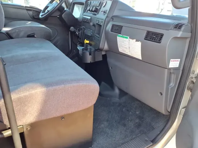 2020 NAVISTAR INTERNATIONAL MV607 (4X2)