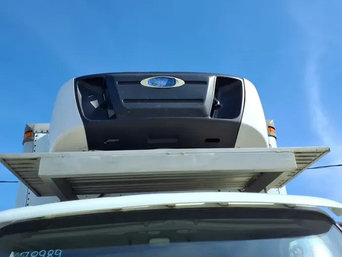 2017 FREIGHTLINER M2 106