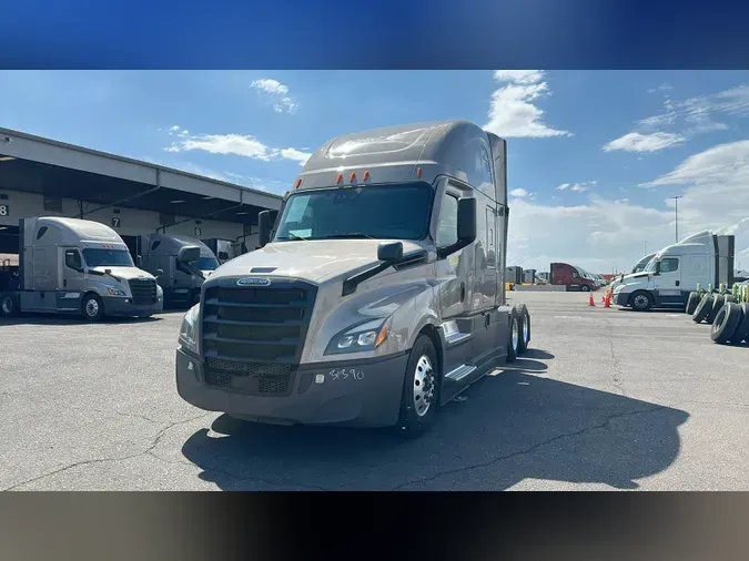 2024 Freightliner Cascadia 126