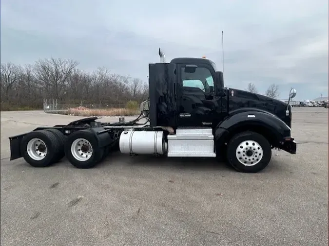 2019 Kenworth T880