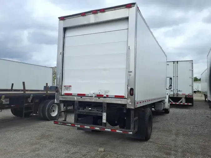 2020 FREIGHTLINER M2 106
