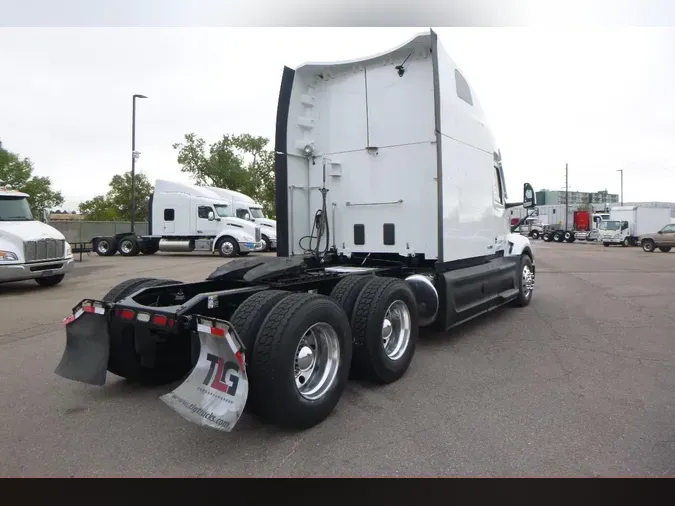 2023 Peterbilt 579bf56b480862ed46fb9b6d0360e2067c4