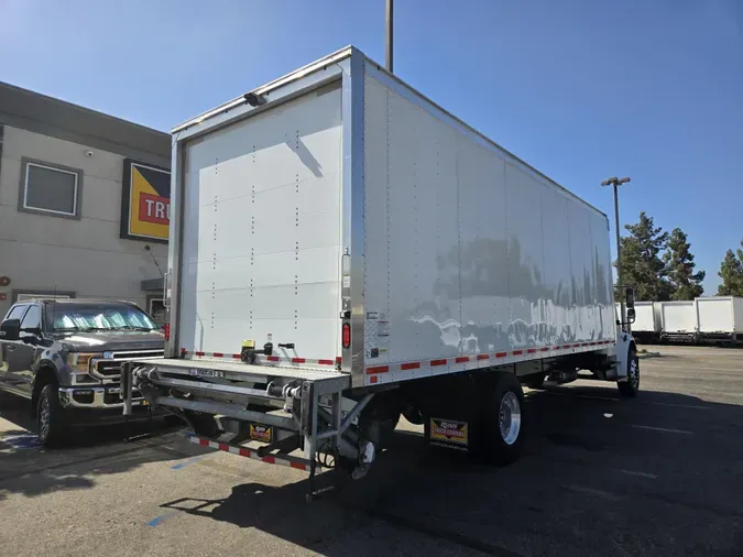 2019 Freightliner Business Class M2 106