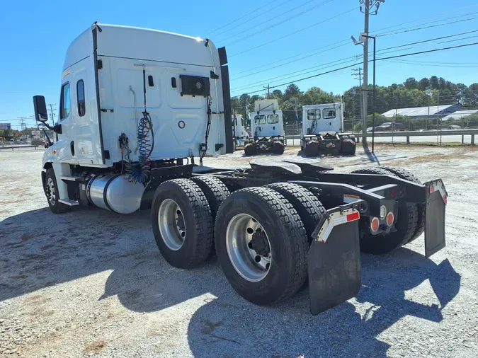 2018 FREIGHTLINER/MERCEDES CASCADIA 125