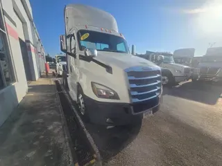 2018 FREIGHTLINER NEW CASCADIA PX12664