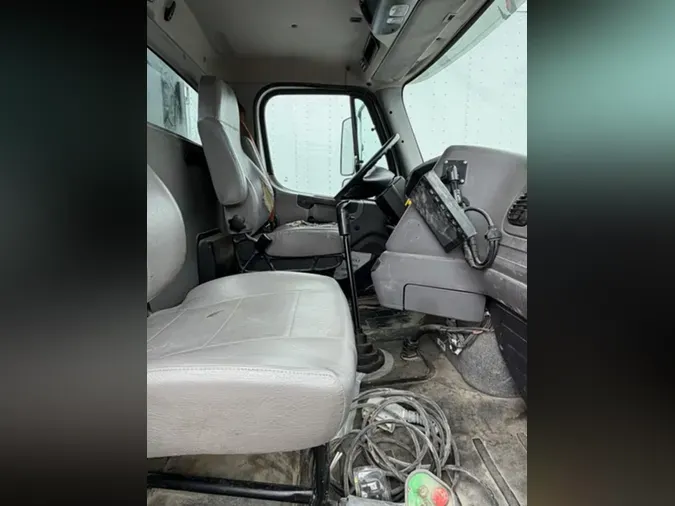 2018 FREIGHTLINER/MERCEDES 114SD