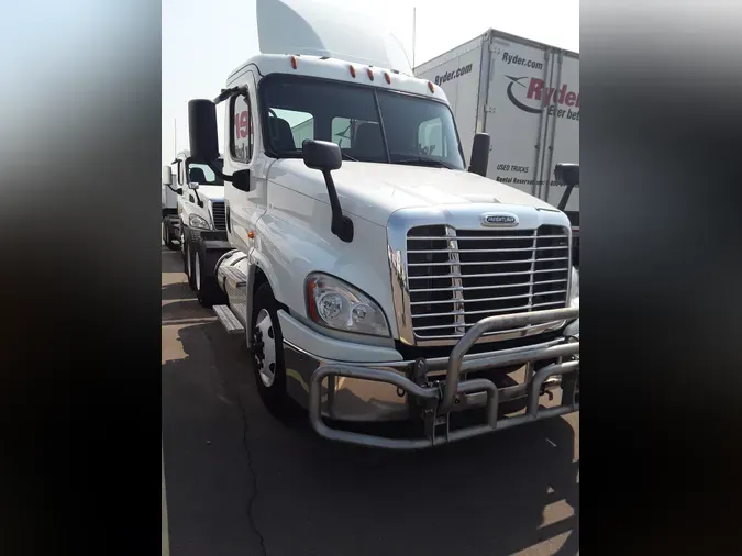 2019 FREIGHTLINER/MERCEDES CASCADIA 125bf63b8f67366f6fbcb788aba9753c7b1