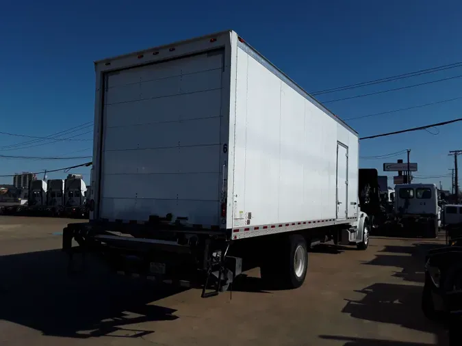 2017 FREIGHTLINER/MERCEDES M2 106