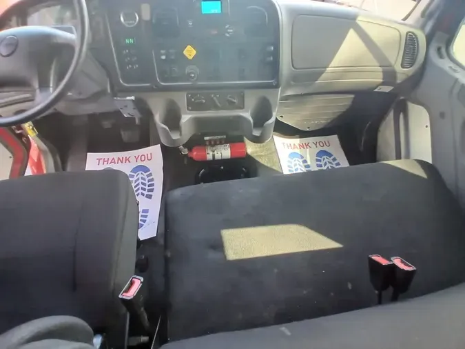 2020 FREIGHTLINER/MERCEDES M2 106