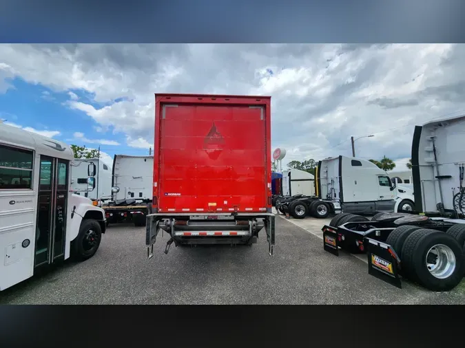 2020 Peterbilt 348