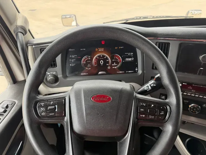 2022 Peterbilt 579bf7ac4fbe96daf190225a3050e319049