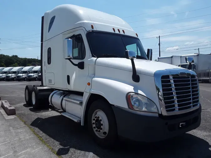 2019 FREIGHTLINER/MERCEDES CASCADIA 125