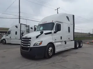 2018 Freightliner NEW CASCADIA PX12664
