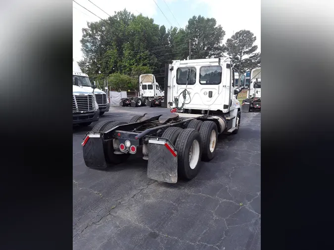 2017 FREIGHTLINER/MERCEDES CASCADIA 125