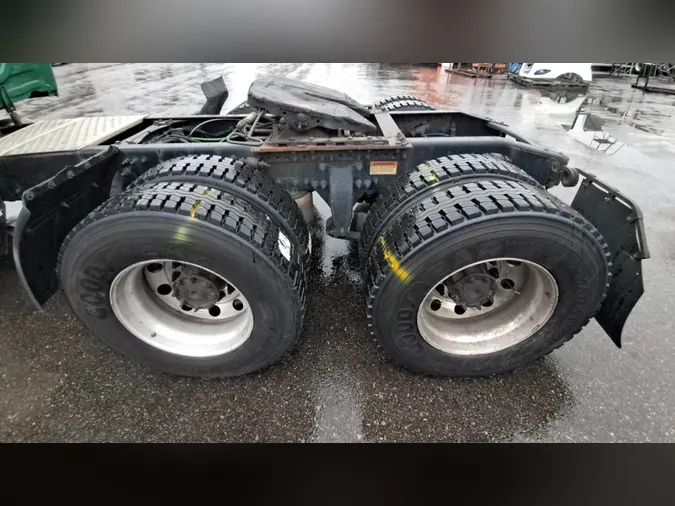 2021 Freightliner Cascadia 126