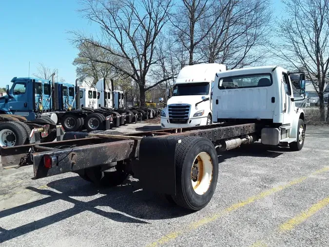 2017 FREIGHTLINER/MERCEDES M2 106