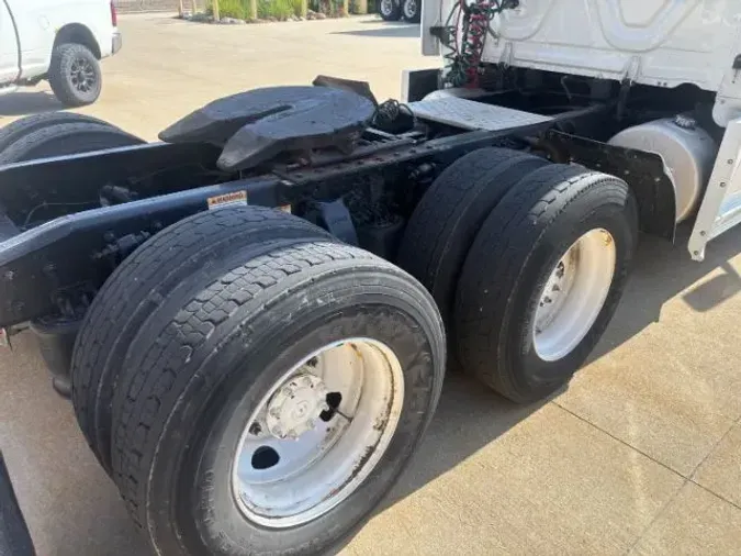 2020 Freightliner New Cascadia 126