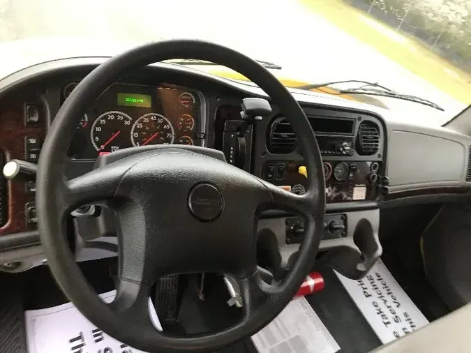 2019 Freightliner M2