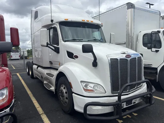 2022 Peterbilt 579