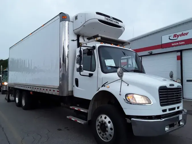 2017 FREIGHTLINER/MERCEDES M2 106