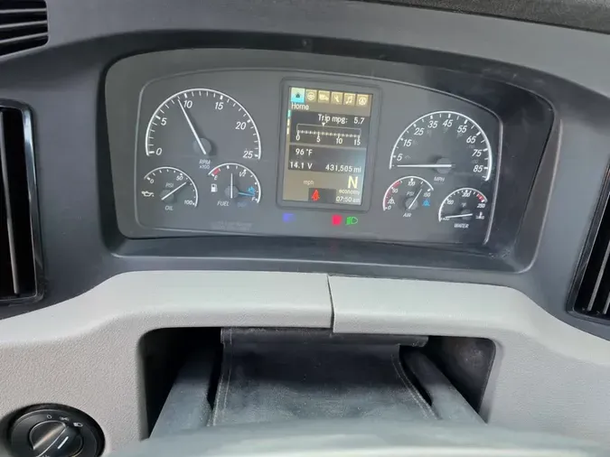 2019 FREIGHTLINER NEW CASCADIA 116