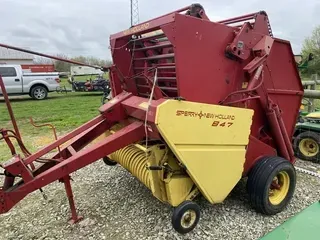 1982 New Holland 847