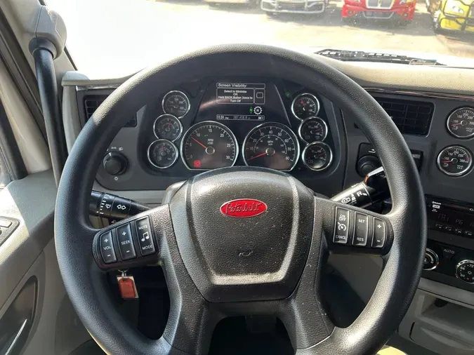 2020 Peterbilt 567