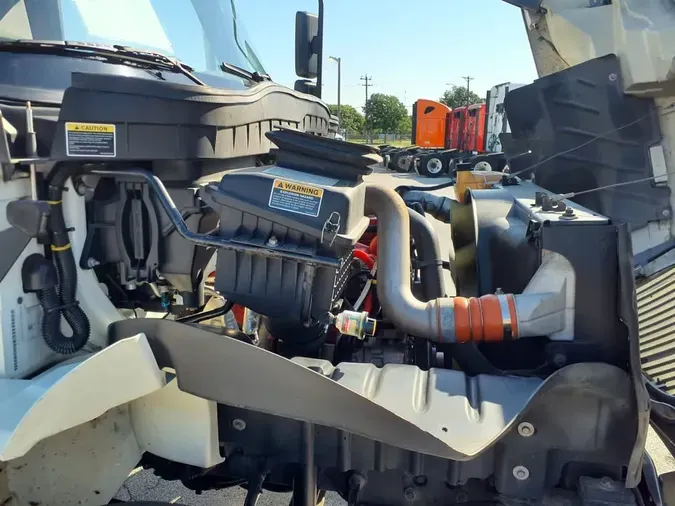 2019 NAVISTAR INTERNATIONAL 4300