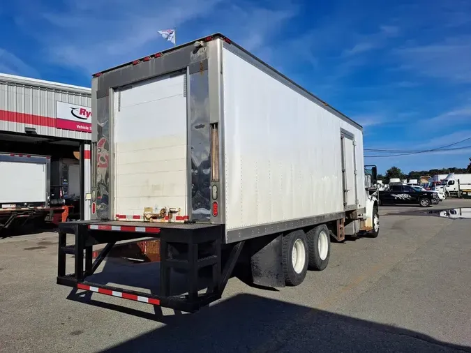 2019 FREIGHTLINER/MERCEDES M2 106