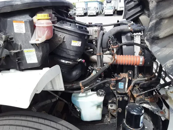2020 FREIGHTLINER M2 106