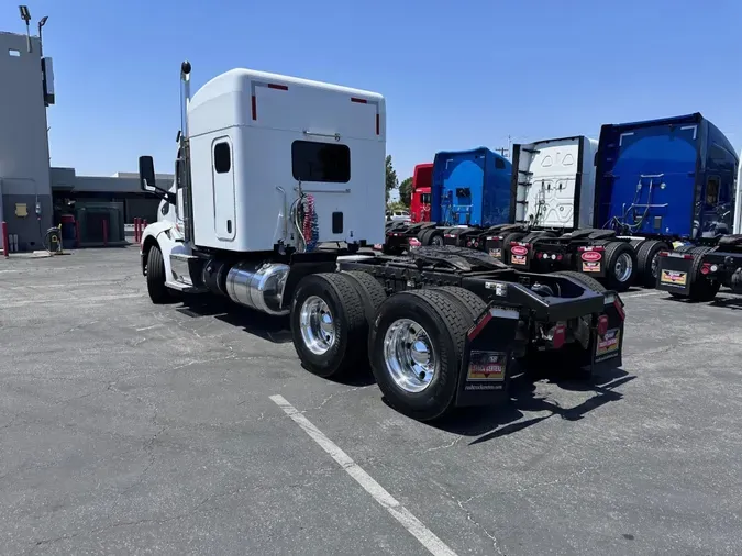 2017 Peterbilt 579