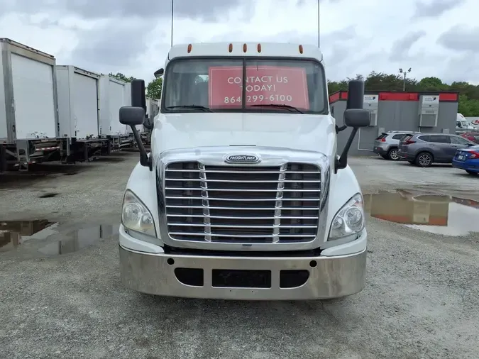 2017 FREIGHTLINER/MERCEDES CASCADIA 125