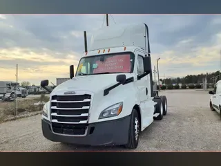 2019 FREIGHTLINER/MERCEDES NEW CASCADIA PX12664