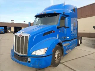 2022 PETERBILT 579