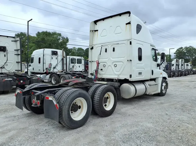 2019 FREIGHTLINER CASCADIA 125