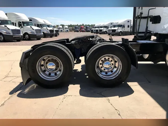 2021 INT LT625 6x4