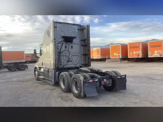 2020 Freightliner Cascadia 126bfacfd1d5e4c774bfeb1fe70c9a58842