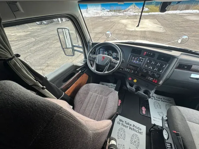 2023 Kenworth T680bfad5332bafa915a3176bdf9abd8eb0d