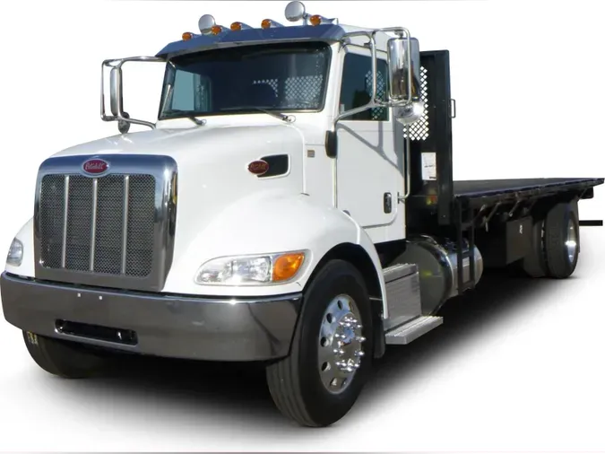 2020 Peterbilt 337bfb2aebabb6619a92622779876928906