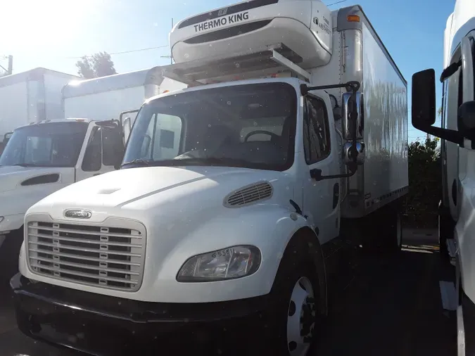 2016 FREIGHTLINER/MERCEDES M2 106