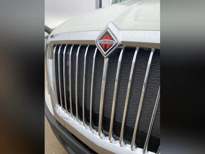 2022 INTERNATIONAL LT