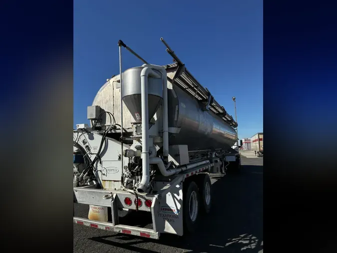 2018 LEDWELL & SON ENTERPRISES 40' BULK FEED