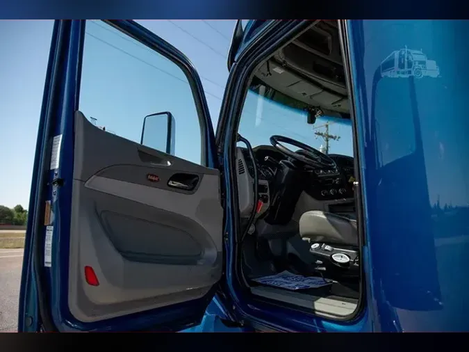 2020 PETERBILT 579