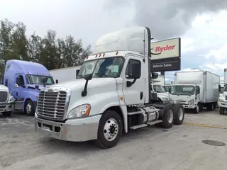 2017 FREIGHTLINER/MERCEDES CASCADIA 125