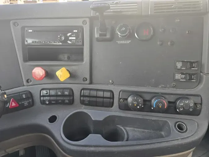 2016 FREIGHTLINER/MERCEDES CASCADIA 125