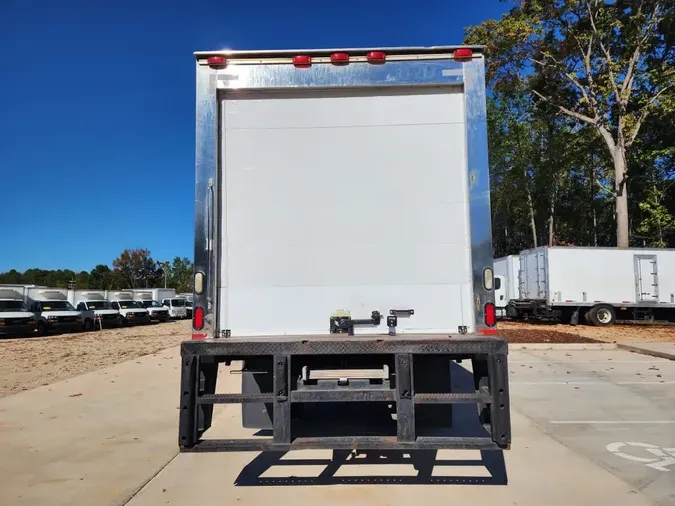 2019 FREIGHTLINER/MERCEDES M2 106