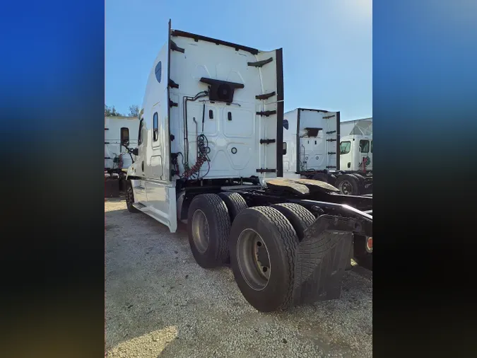 2018 FREIGHTLINER/MERCEDES CASCADIA 125