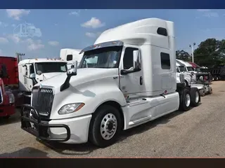 2019 INTERNATIONAL LT