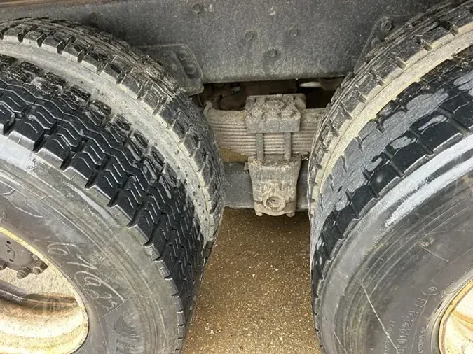 1996 INTERNATIONAL PAYSTAR 5000