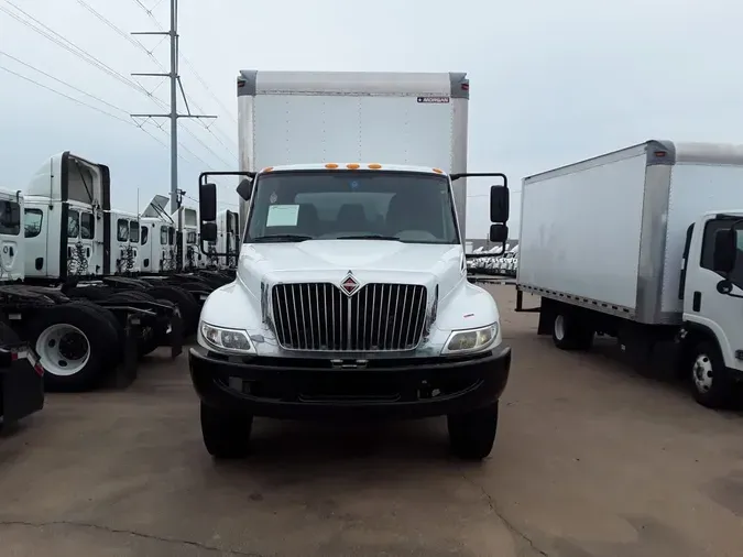 2019 NAVISTAR INTERNATIONAL 4300